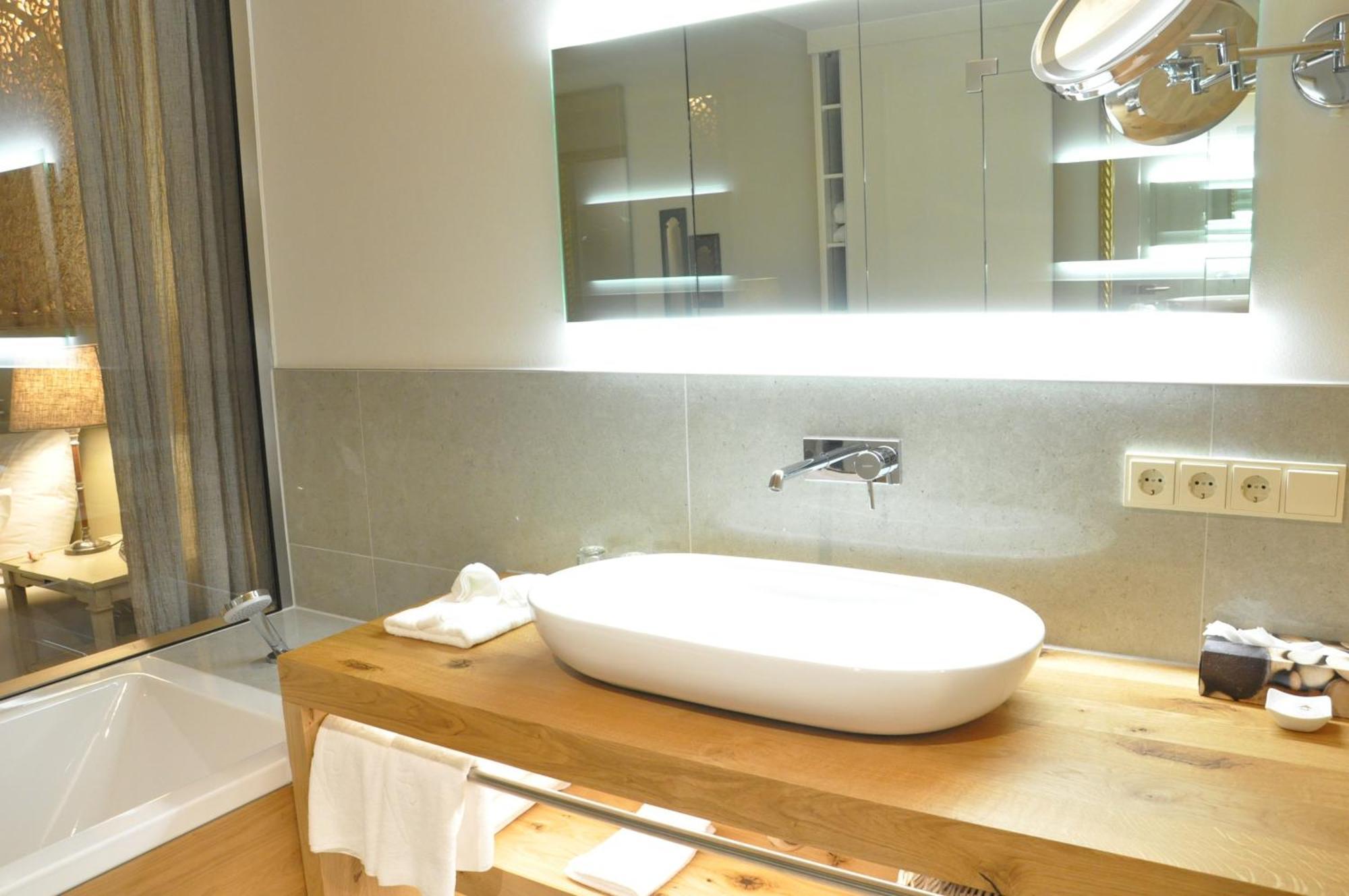 Wellnessgarten-Hotel Вагинг ам Зе Стая снимка